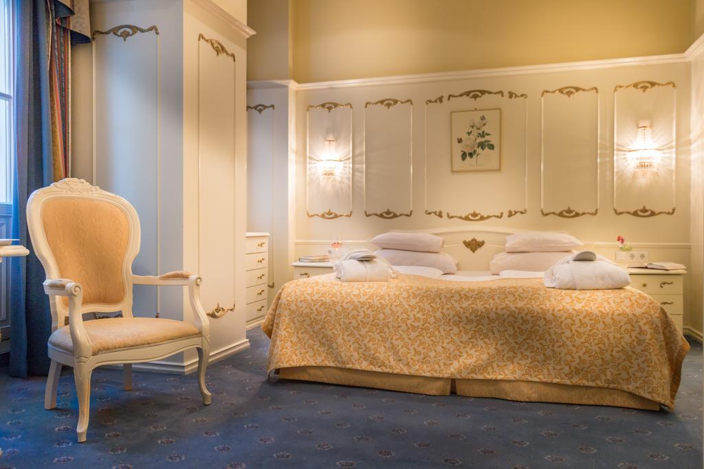 Junior Suite,78911460:JPEG
